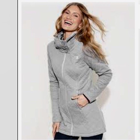 The North Face Jackets & Blazers - Women's North face Caraluna quilted gray jacket